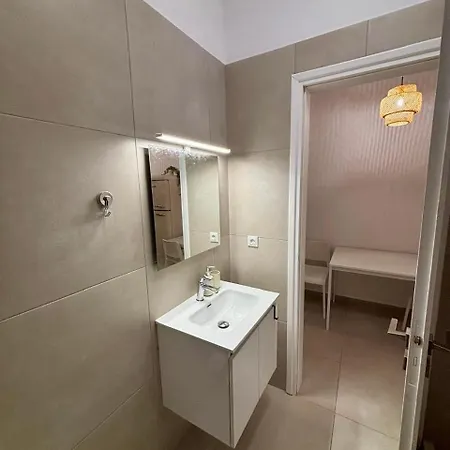 Elenitas Studio, Steps To The Windmills, Fabrika & Little Venice Mykonos Town